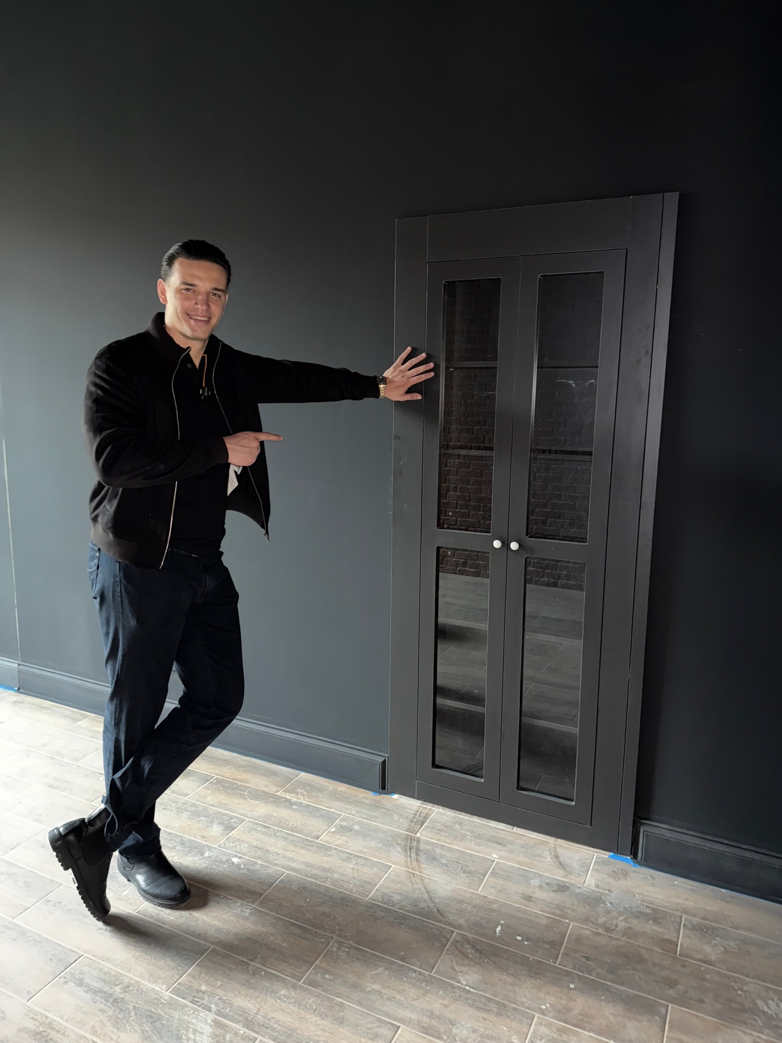 Ușa Tip Dulap - Black