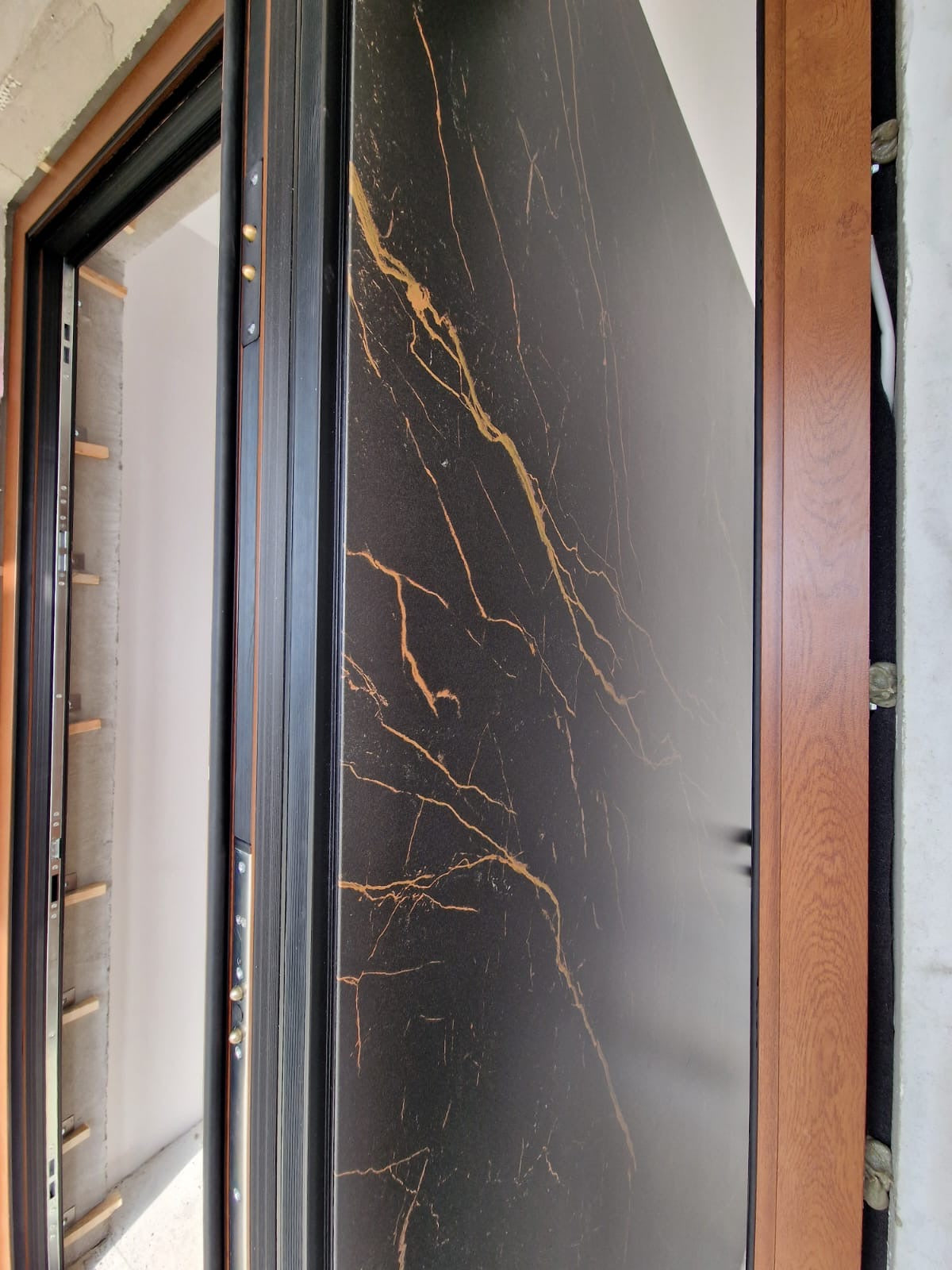 Ușa antidivorț - PIVOT30 – Design 1001