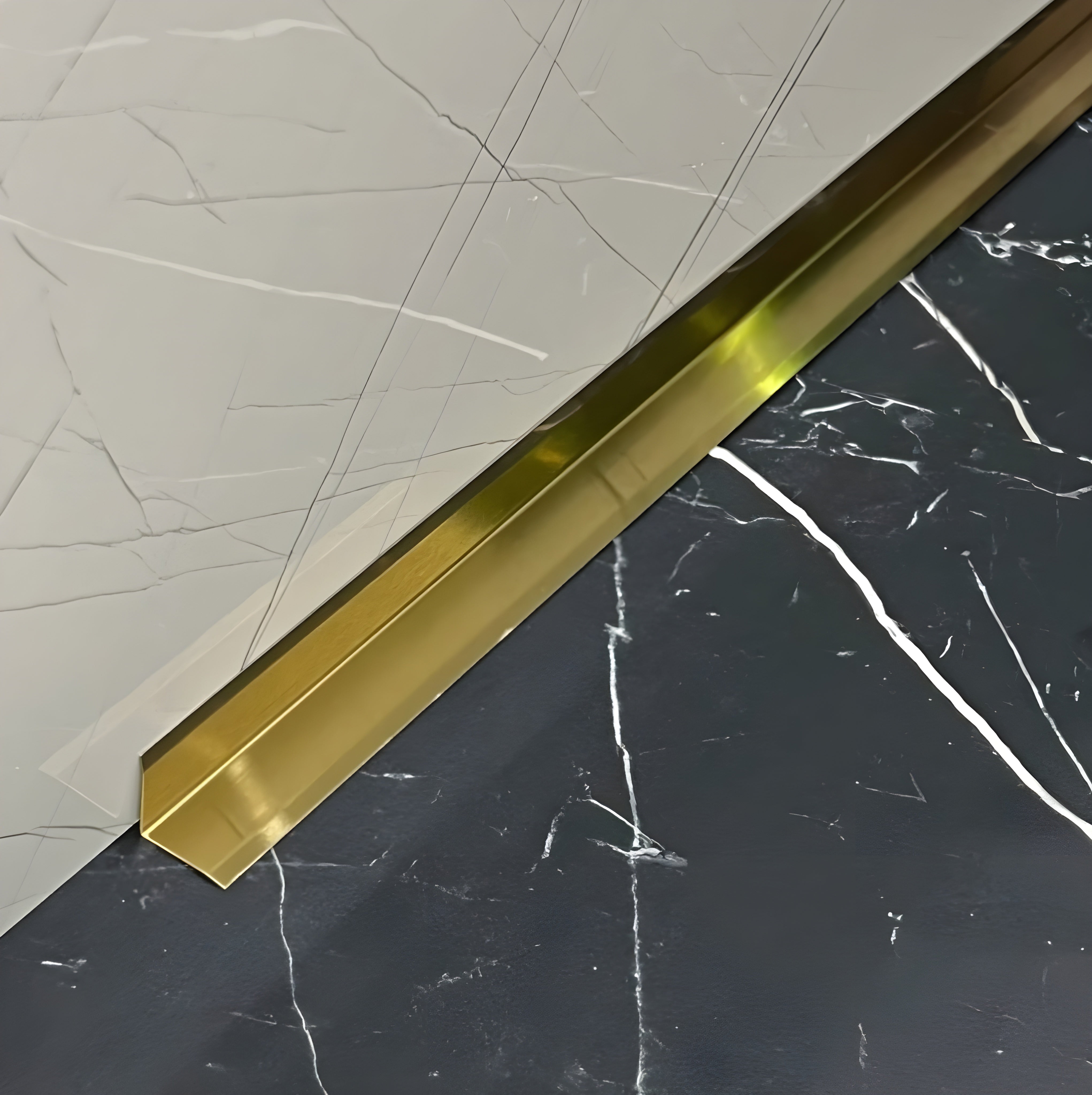 Colțar de interior din inox 20x20 mm Auriu Periat 2700 mm - Profil tip L Tesit